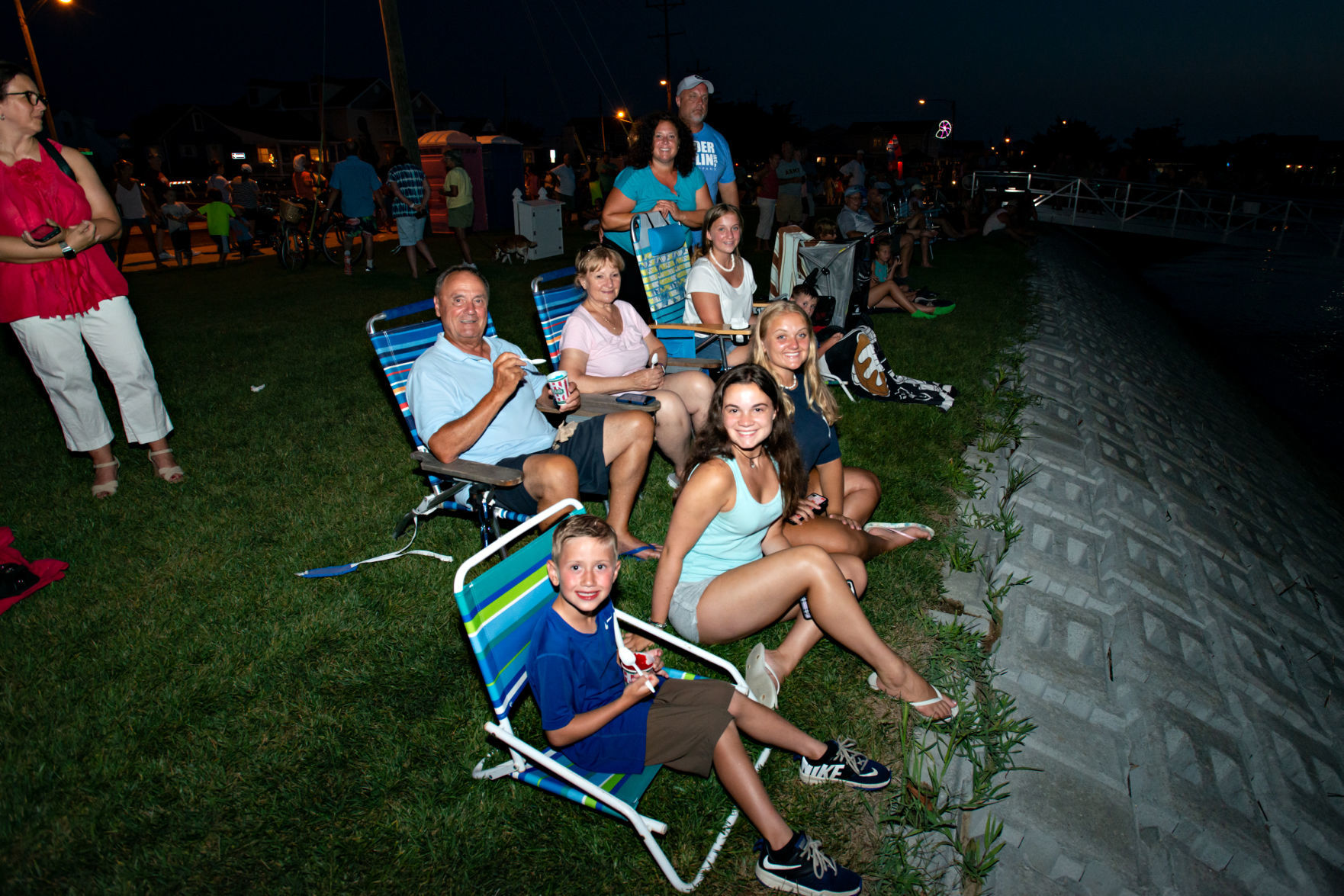 071919_nws_wildwoodxmasinjuly